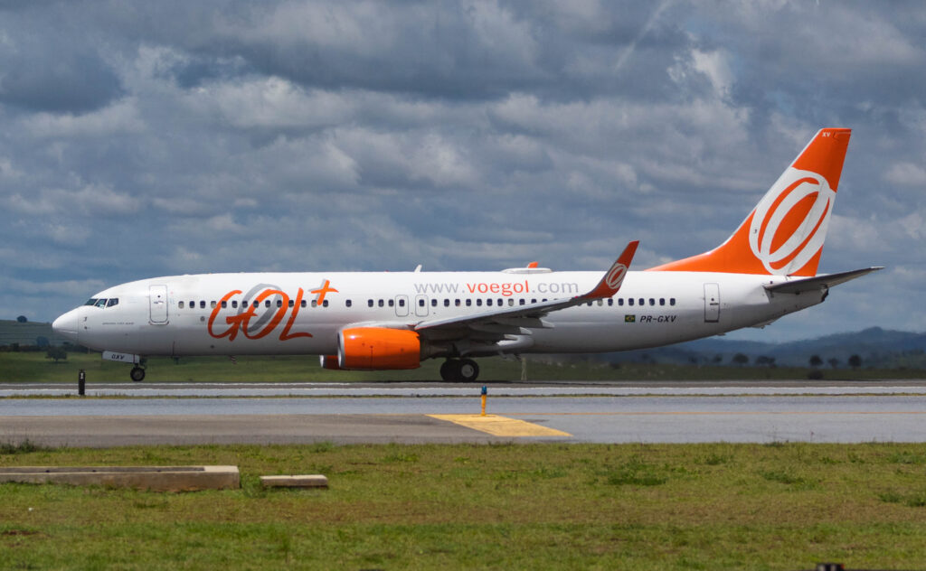 Boeing 737-8EH WL - PR-GXV - GOL Transportes Aéreos