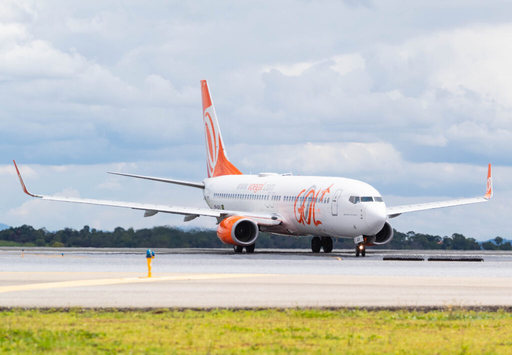 Boeing 737-8EH WL - PR-GXV - GOL Transportes Aéreos