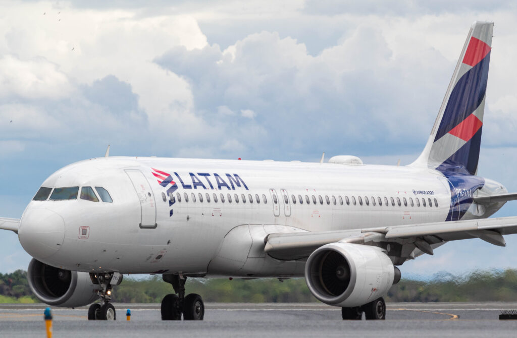 Airbus A320-214 WL - PR-TYJ - LATAM Airlines
