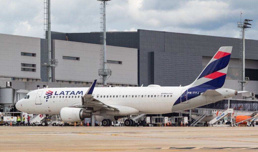 Airbus A320-214 WL - PR-TYJ - LATAM Airlines