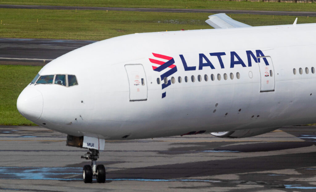 PT-MUI – Boeing 777-32WER – LATAM Airlines Brasil - Blog do Spotter