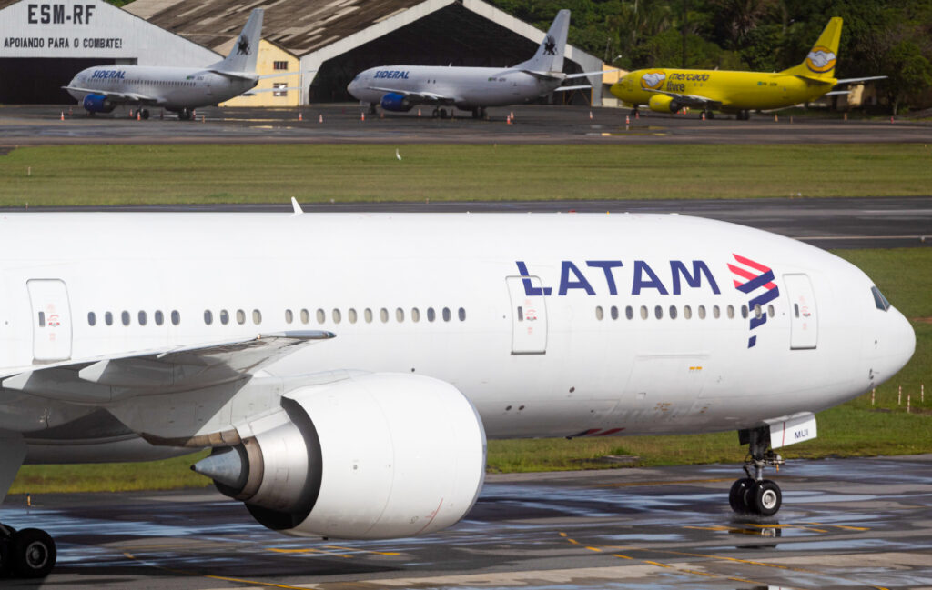 PT-MUI – Boeing 777-32WER – LATAM Airlines Brasil - Blog do Spotter