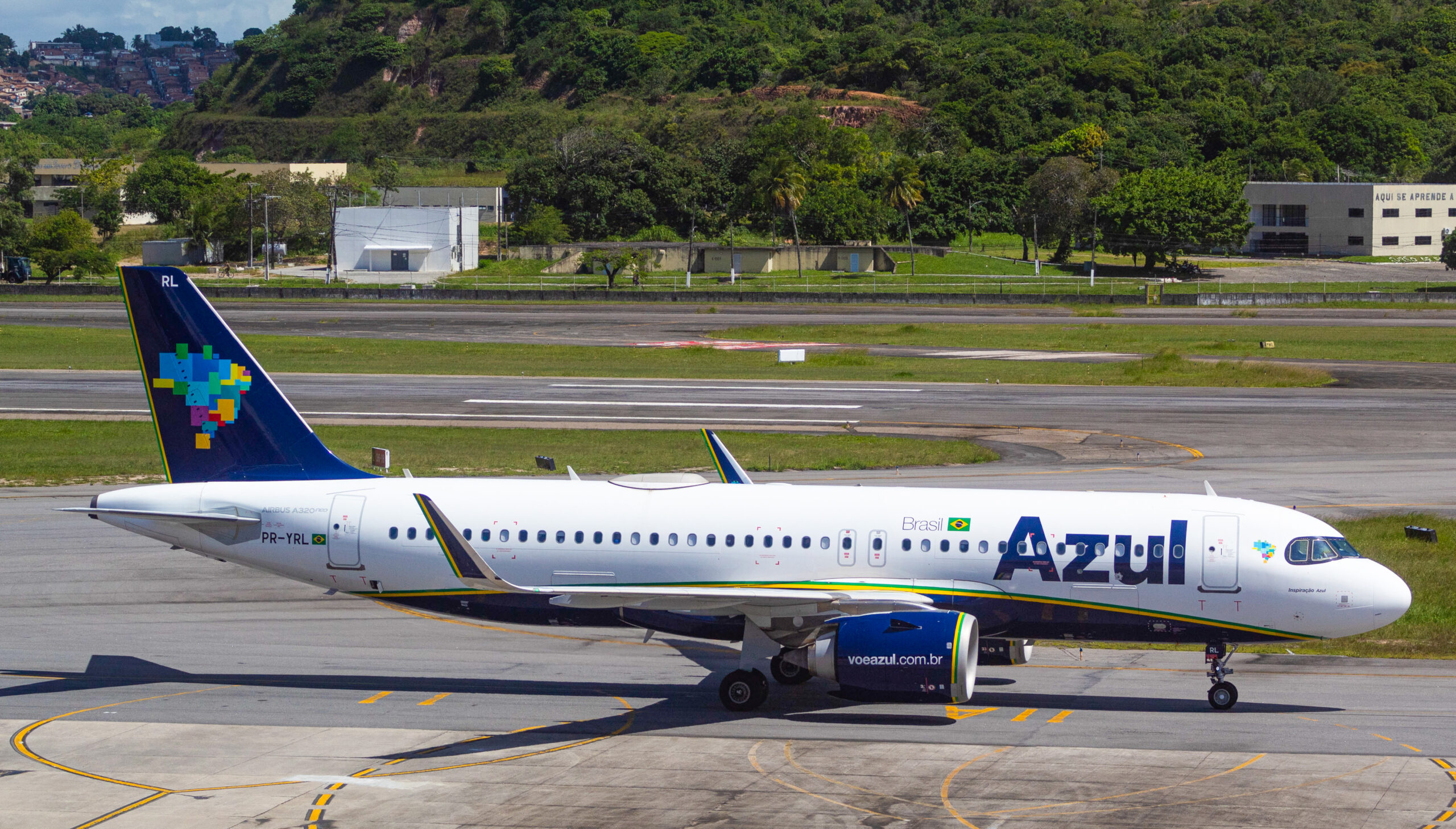 PR-YRL – Airbus A320-251N – Azul Linhas Aéreas