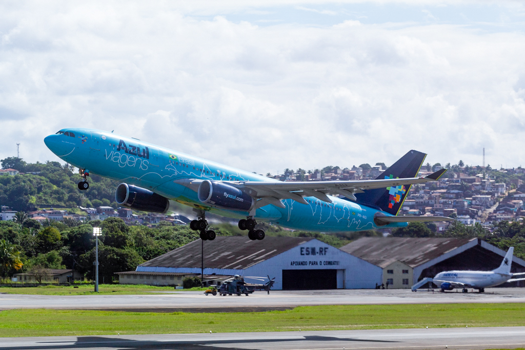 PR-AIU – Airbus A330-243 – Azul Linhas Aéreas - Blog do Spotter