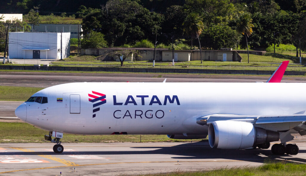 N536LA – Boeing 767-316F(ER) – LATAM Cargo - Blog do Spotter