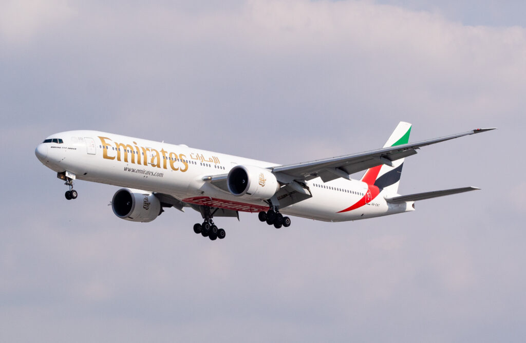 A6-ENT – Boeing 777-31HER – Emirates - Blog do Spotter