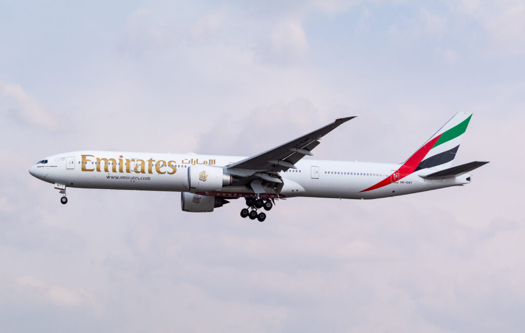 A6-ENT – Boeing 777-31HER – Emirates - Blog do Spotter