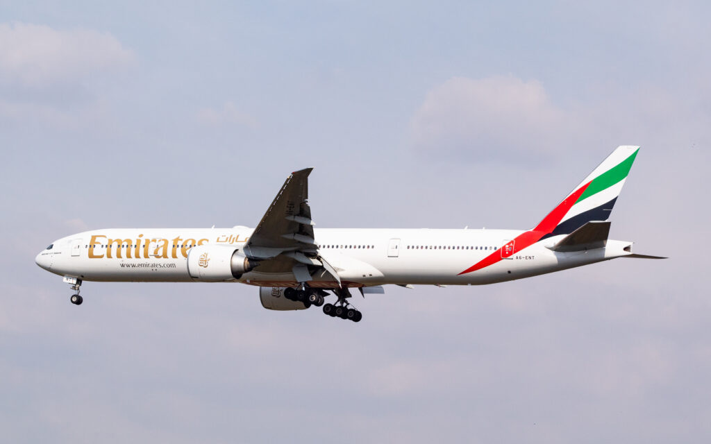 A6-ENT – Boeing 777-31HER – Emirates - Blog do Spotter