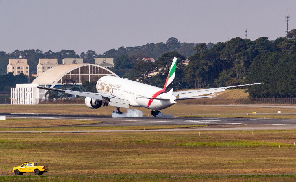 A6-ENT – Boeing 777-31HER – Emirates - Blog do Spotter