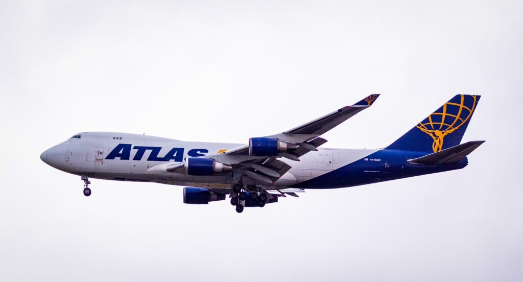 N418MC – Boeing 747-47U(F) – Atlas Air - Blog do Spotter