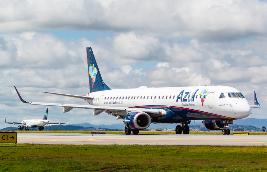 PR-AXF - Embraer 195 - Azul Linhas Aéreas - Blog do Spotter