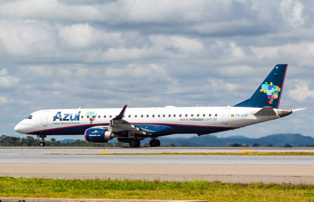 PR-AXF - Embraer 195 - Azul Linhas Aéreas - Blog do Spotter