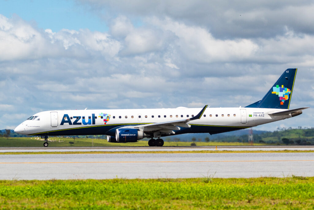 PR-AXZ - Embraer 195 - Azul Linhas Aéreas - Blog do Spotter