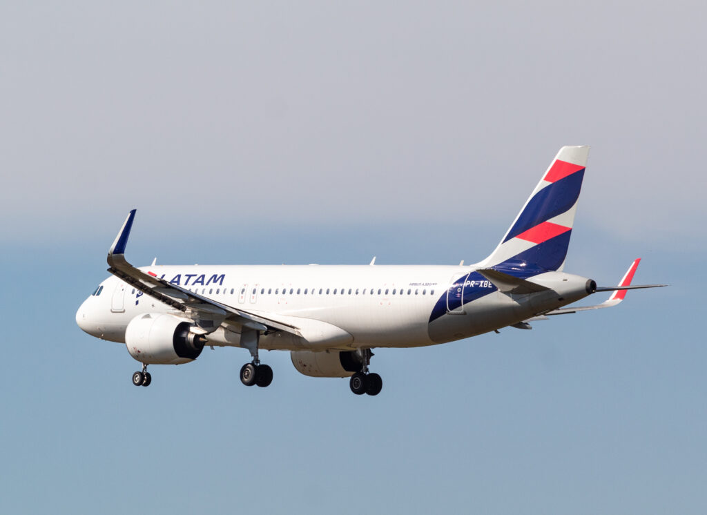 PR-XBE - Airbus A320-273N - LATAM Airlines - Blog do Spotter