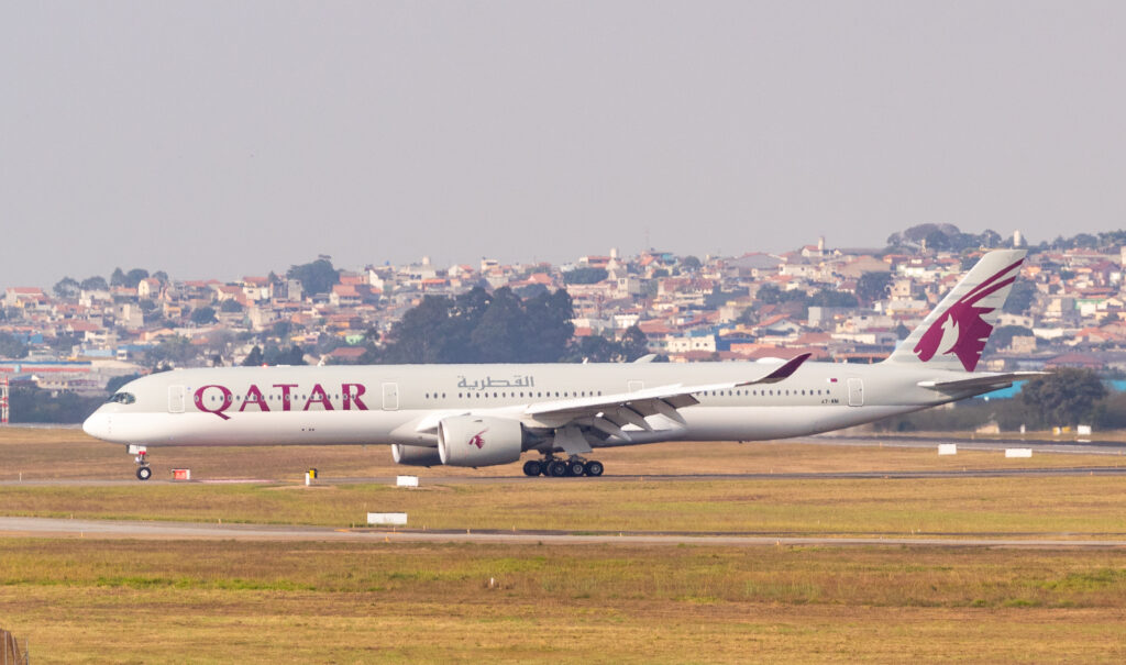 A7-ANI – Airbus A350-1041 – Qatar Airways - Blog do Spotter