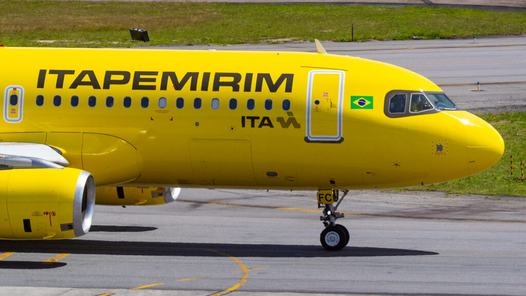 Batismo do PS-SFC da ITA em Recife - Airbus A320-232 - Itapemirim Transportes Aéreos - Blog do Spotter