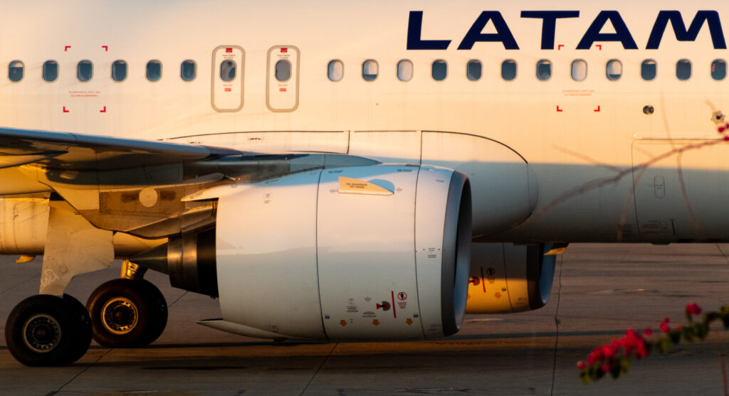 CC-BHC - Airbus A320-271N - LATAM Airlines Chile - Blog do Spotter