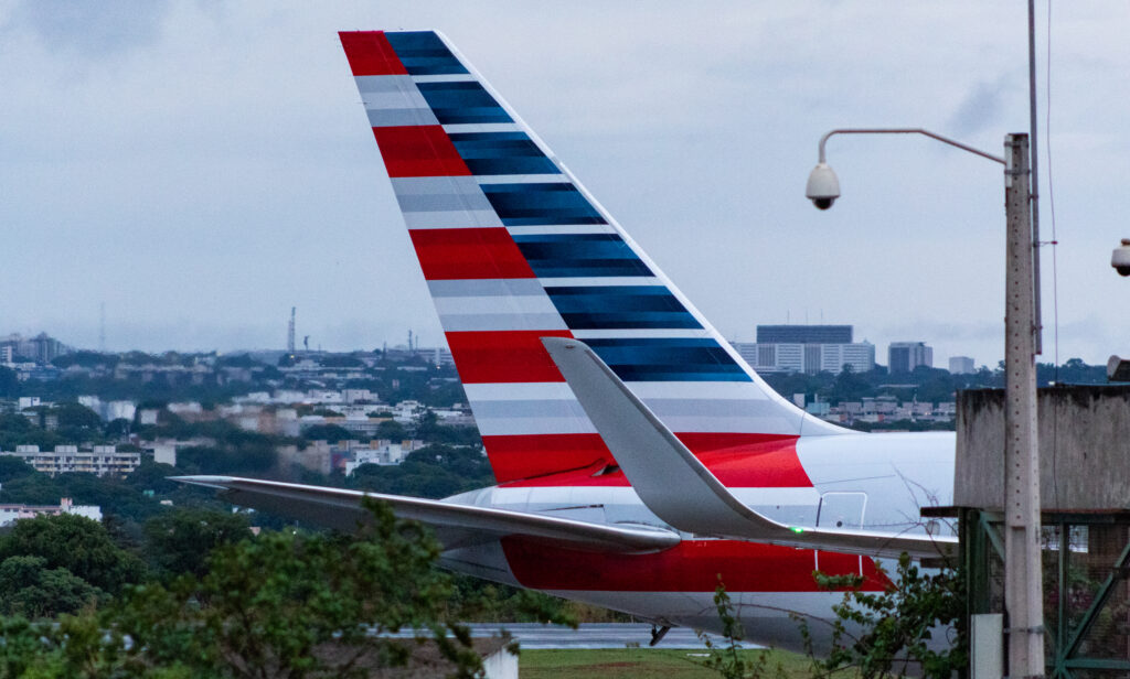 N347AN - Boeing 767-323 ER - American - Blog do Spotter