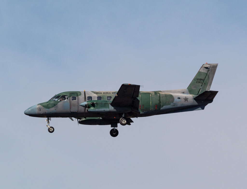 FAB 2313 - Bandeirante C-95BM - Força Aérea Brasileira