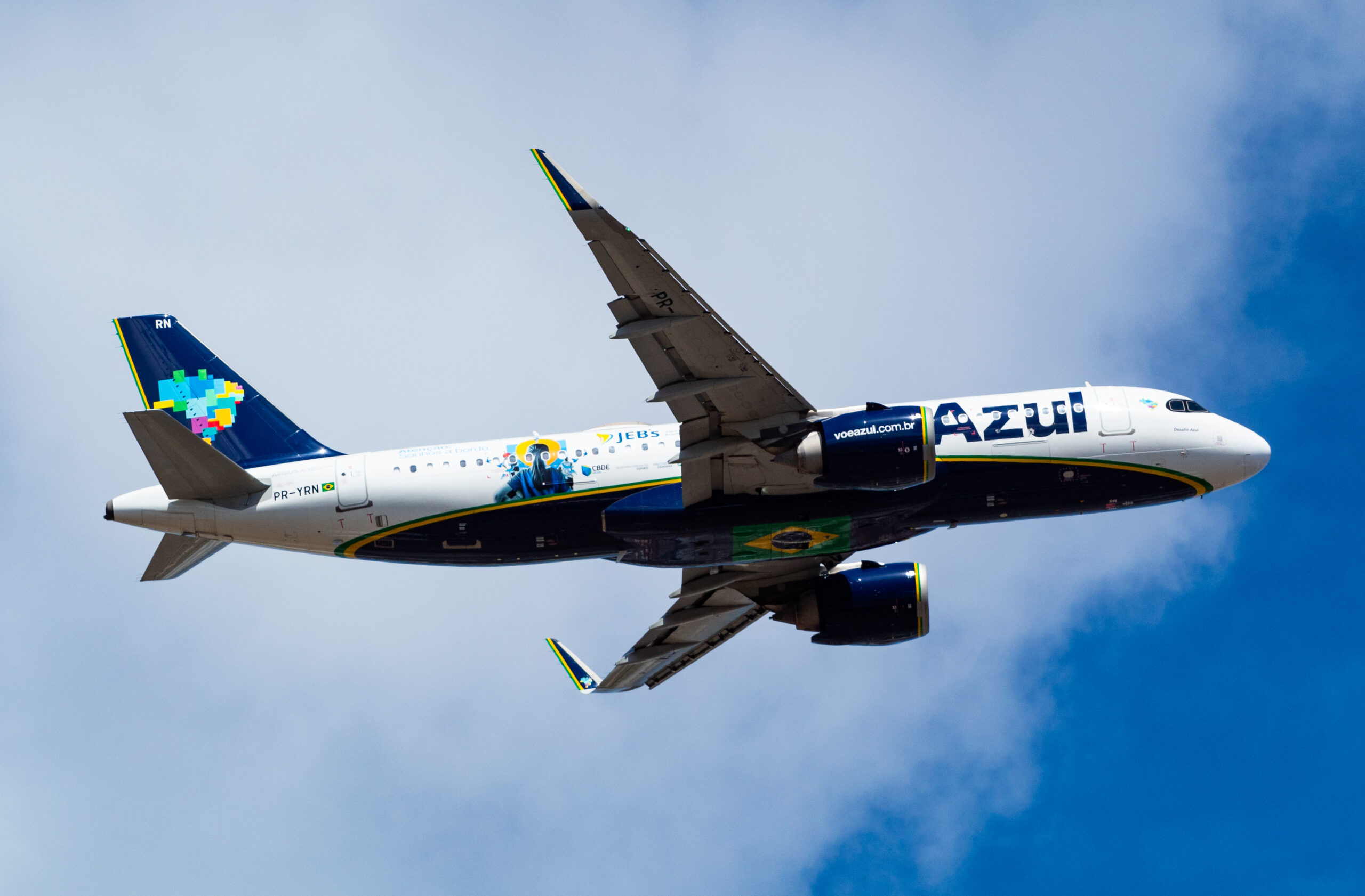 PR-YRN – Airbus A320-251N – Jogos JEBs - Azul Linhas Aéreas - Blog do Spotter