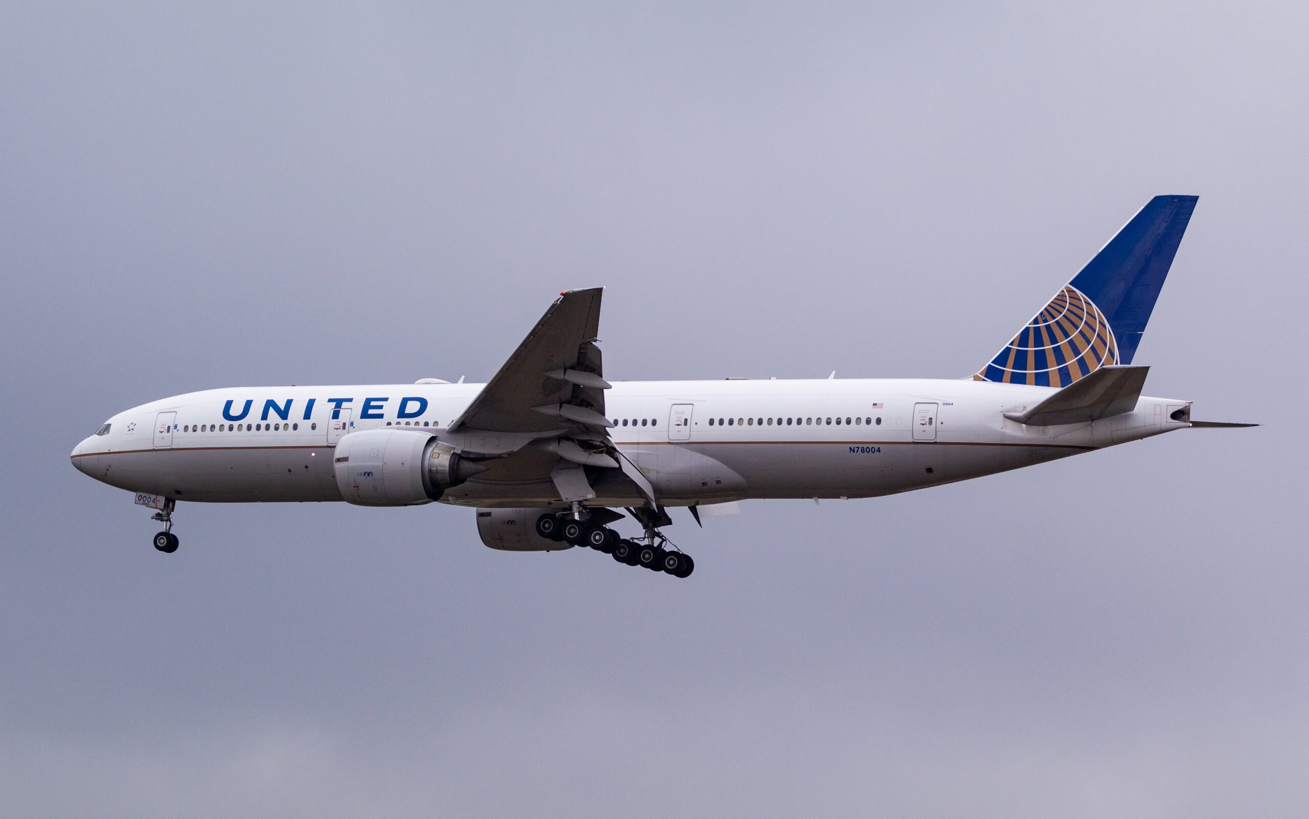 N78004 – Boeing 777-224(ER) – United Airlines - Blog do Spotter