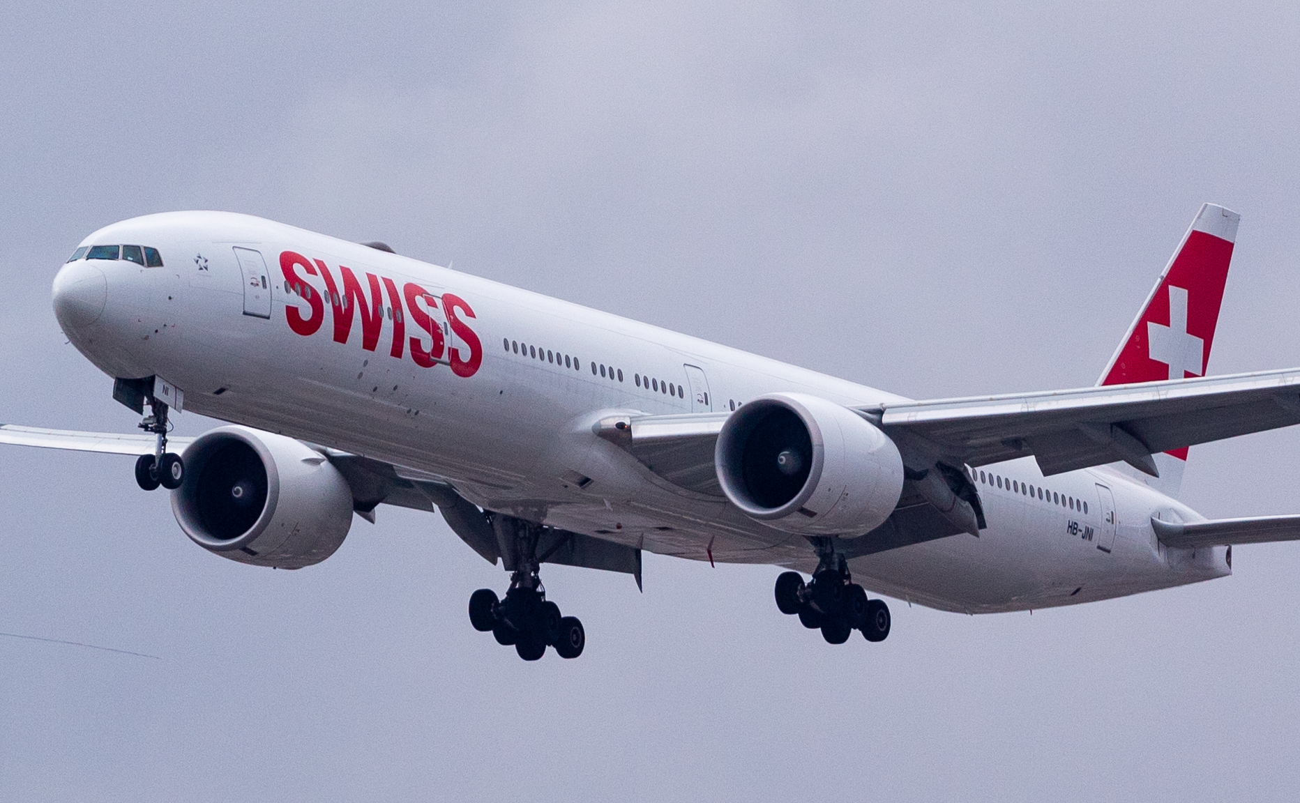 HB-JNI - Boeing 777-3DEER - Swiss - Blog do Spotter