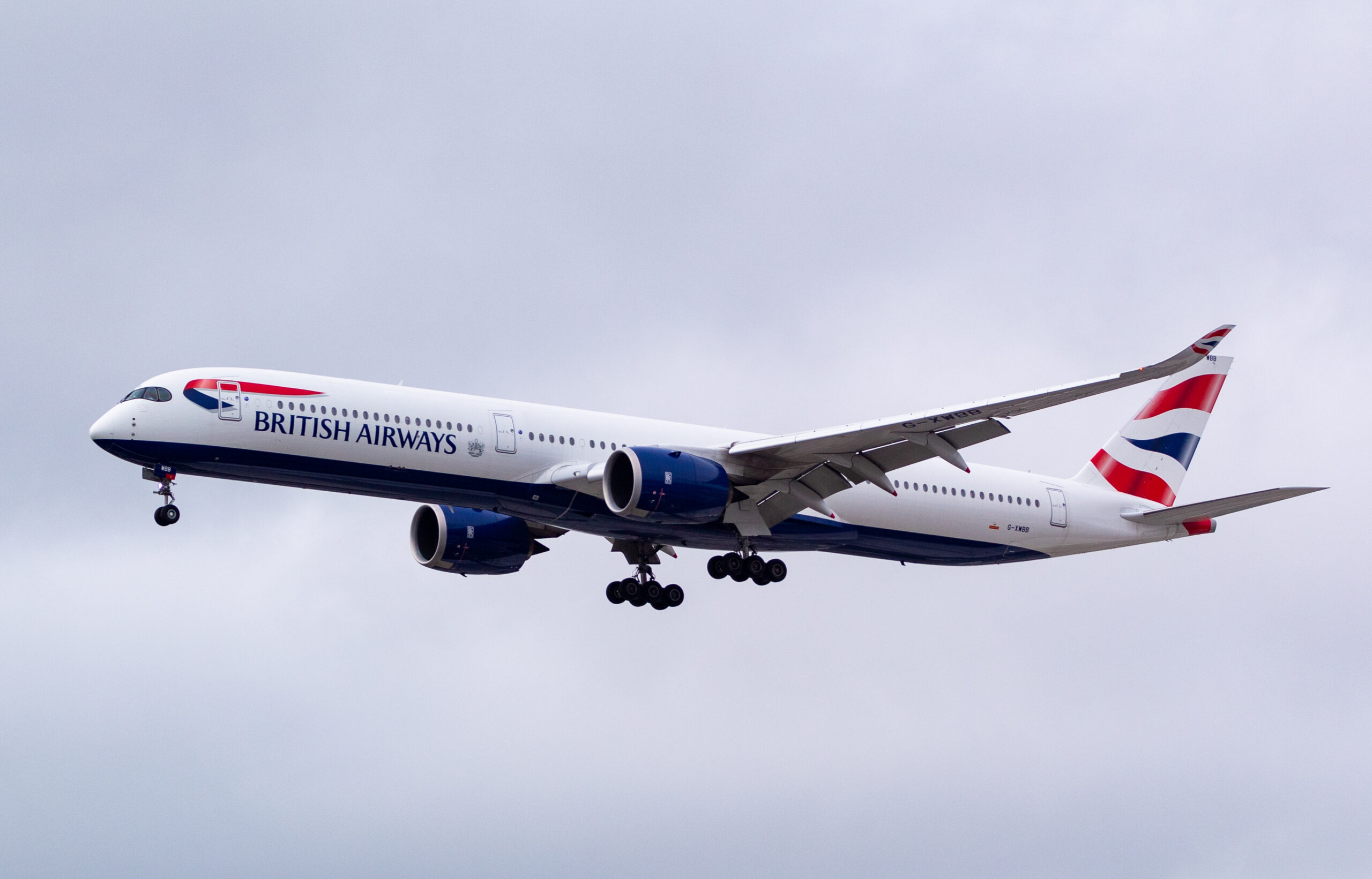 G-XWBB - Airbus A350-1041 - British Airways - Blog do Spotter