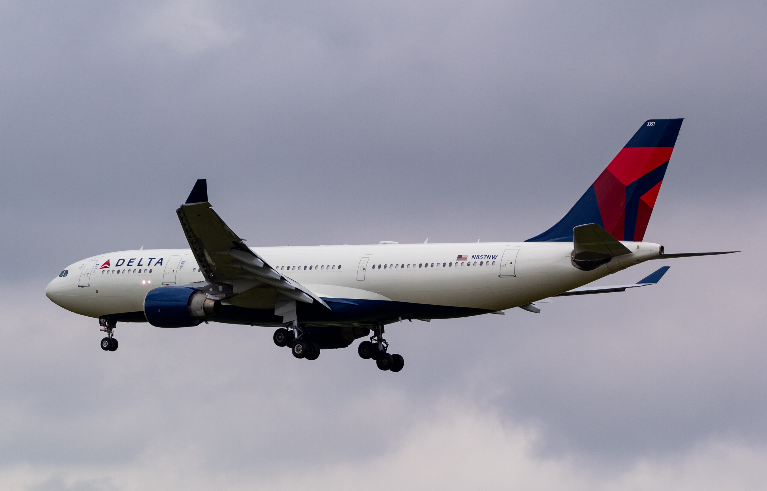 N857NW - Airbus A330-223 - Delta Air Lines - Blog do Spotter