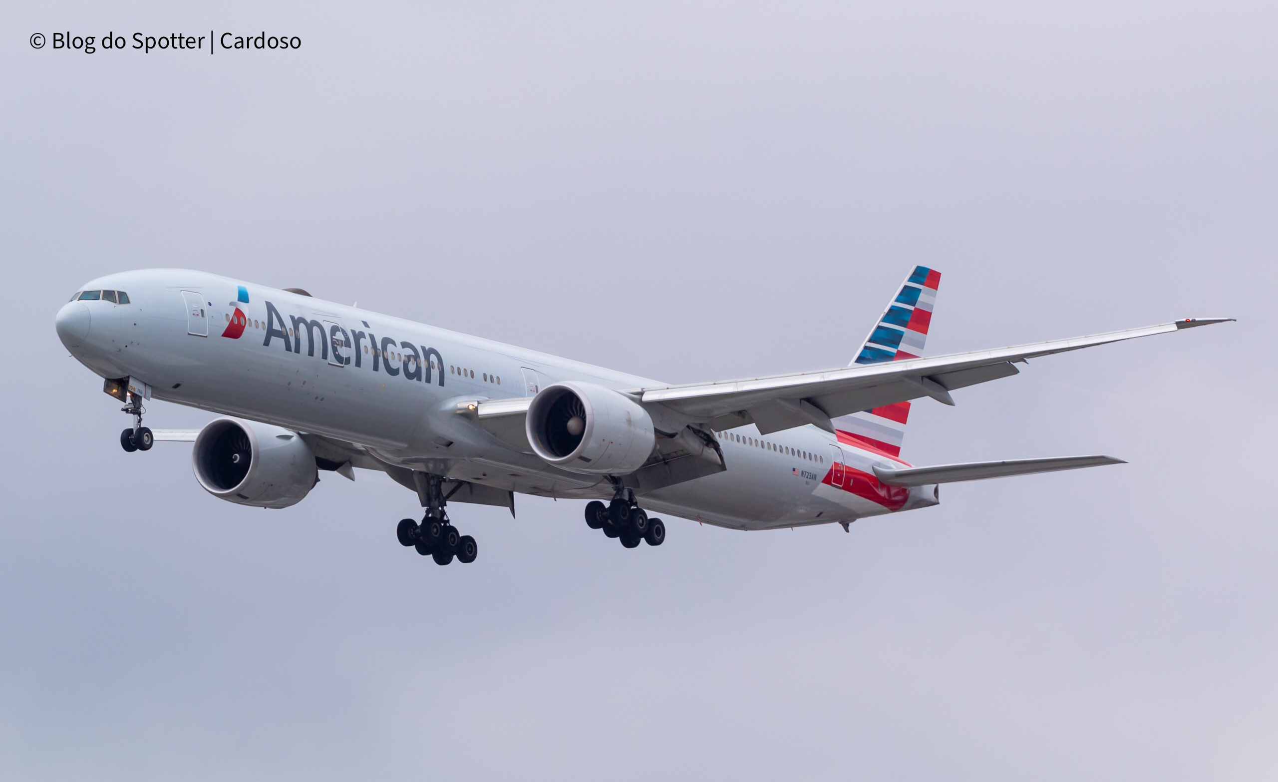 N723AN - Boeing 777-323ER - American Airlines
