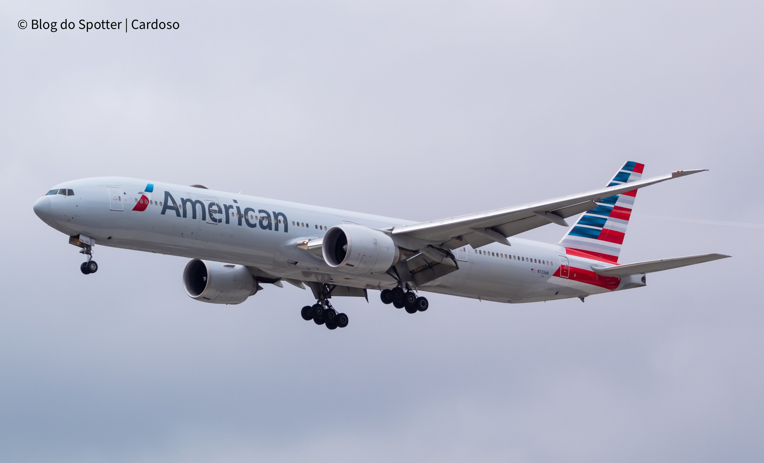 N723AN - Boeing 777-323ER - American Airlines