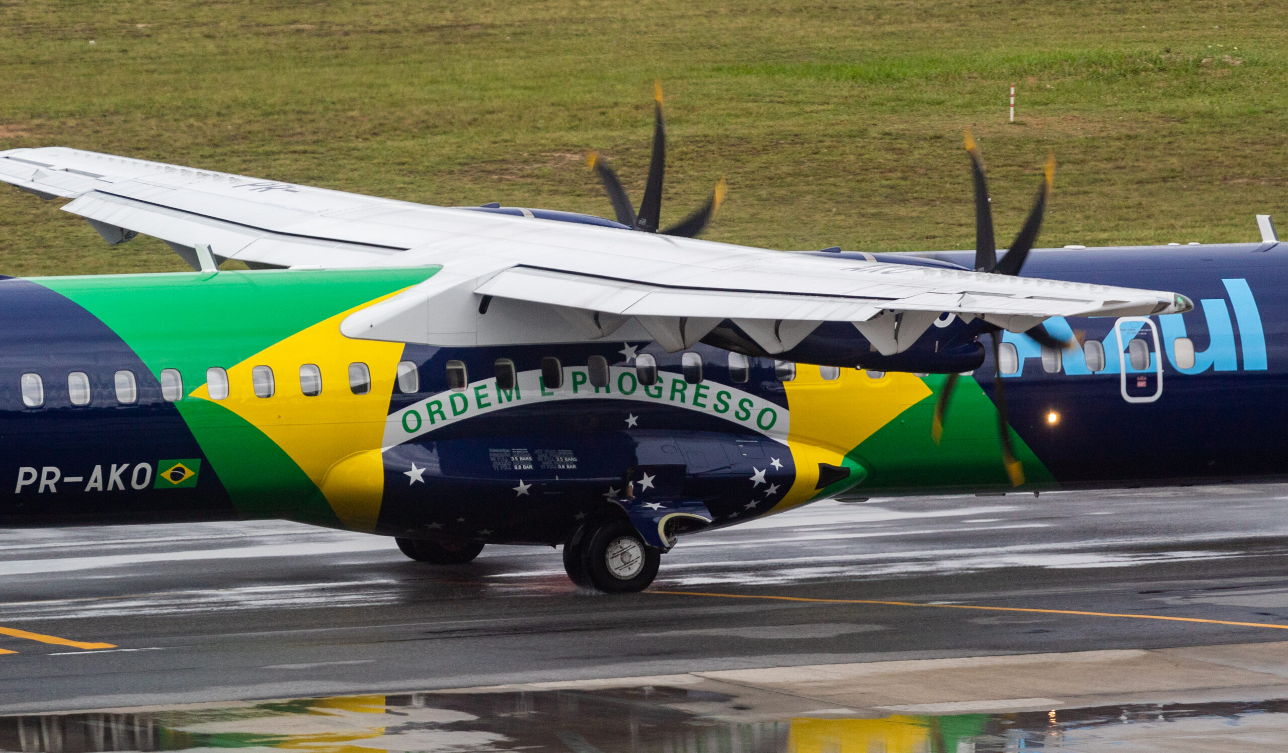 PR-AKO - ATR 72-600 - Azul Linhas Aéreas - Blog do Spotter