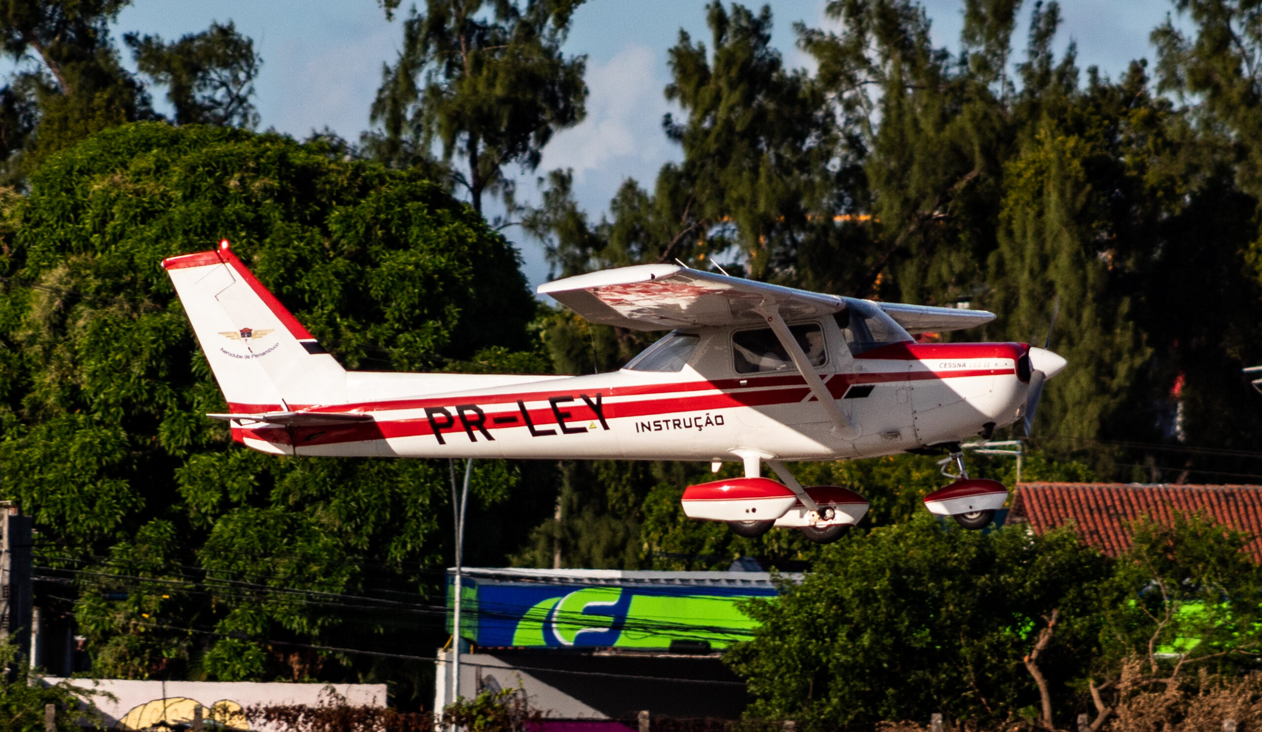 PR-LEY – Cessna C152 – Aeroclube de Pernambuco