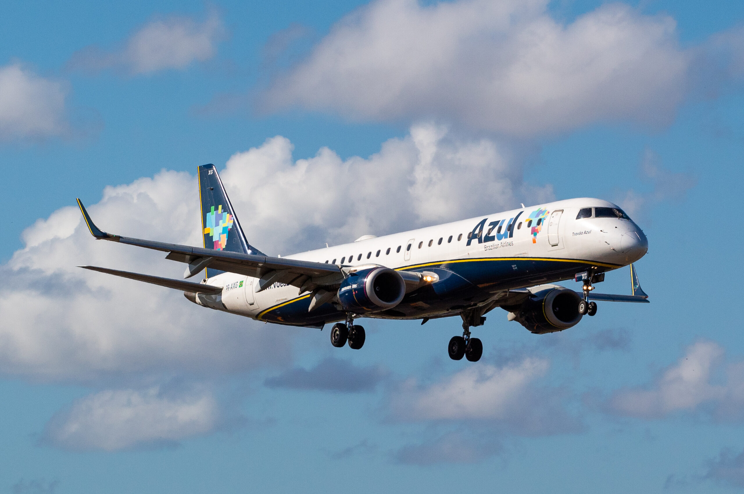 PR-AXG – Embraer 195 – Azul Linhas Aéreas