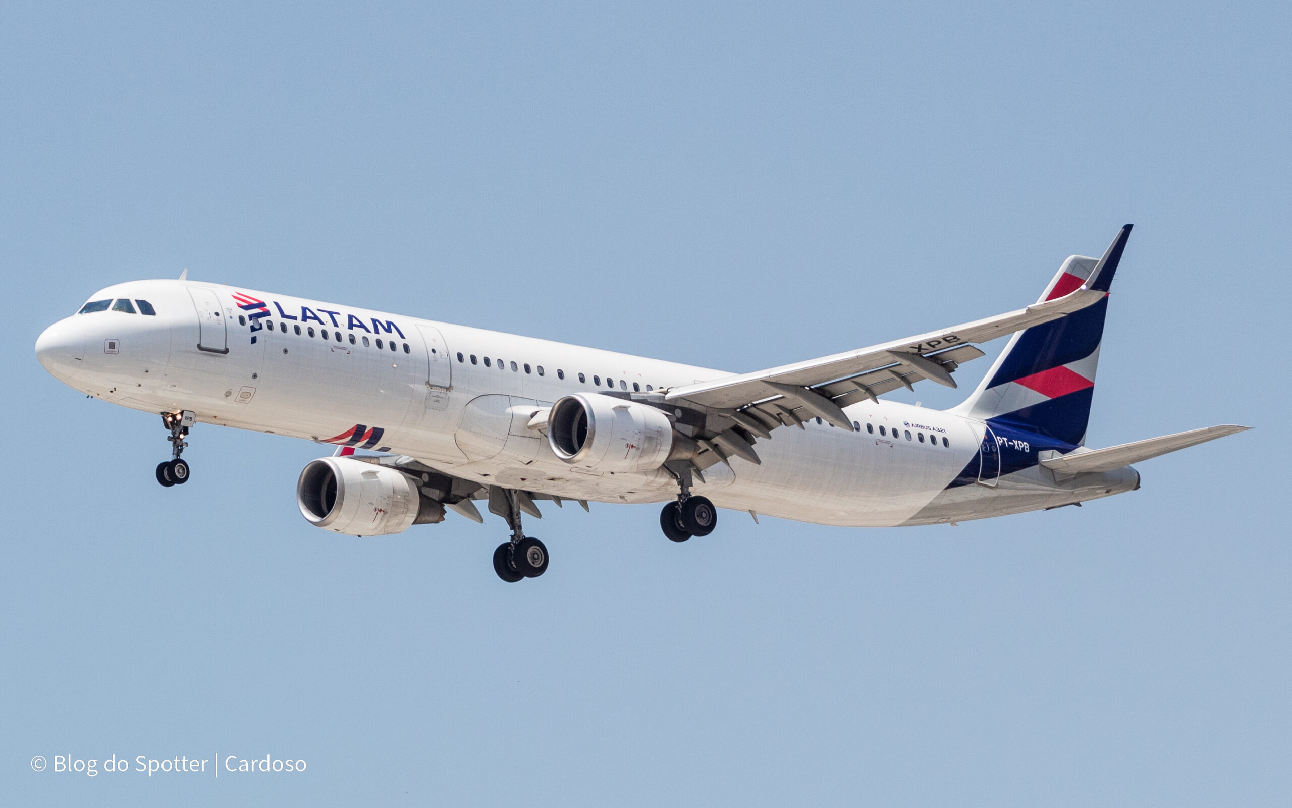 PT-XPB - Airbus A321-211 - LATAM Airlines