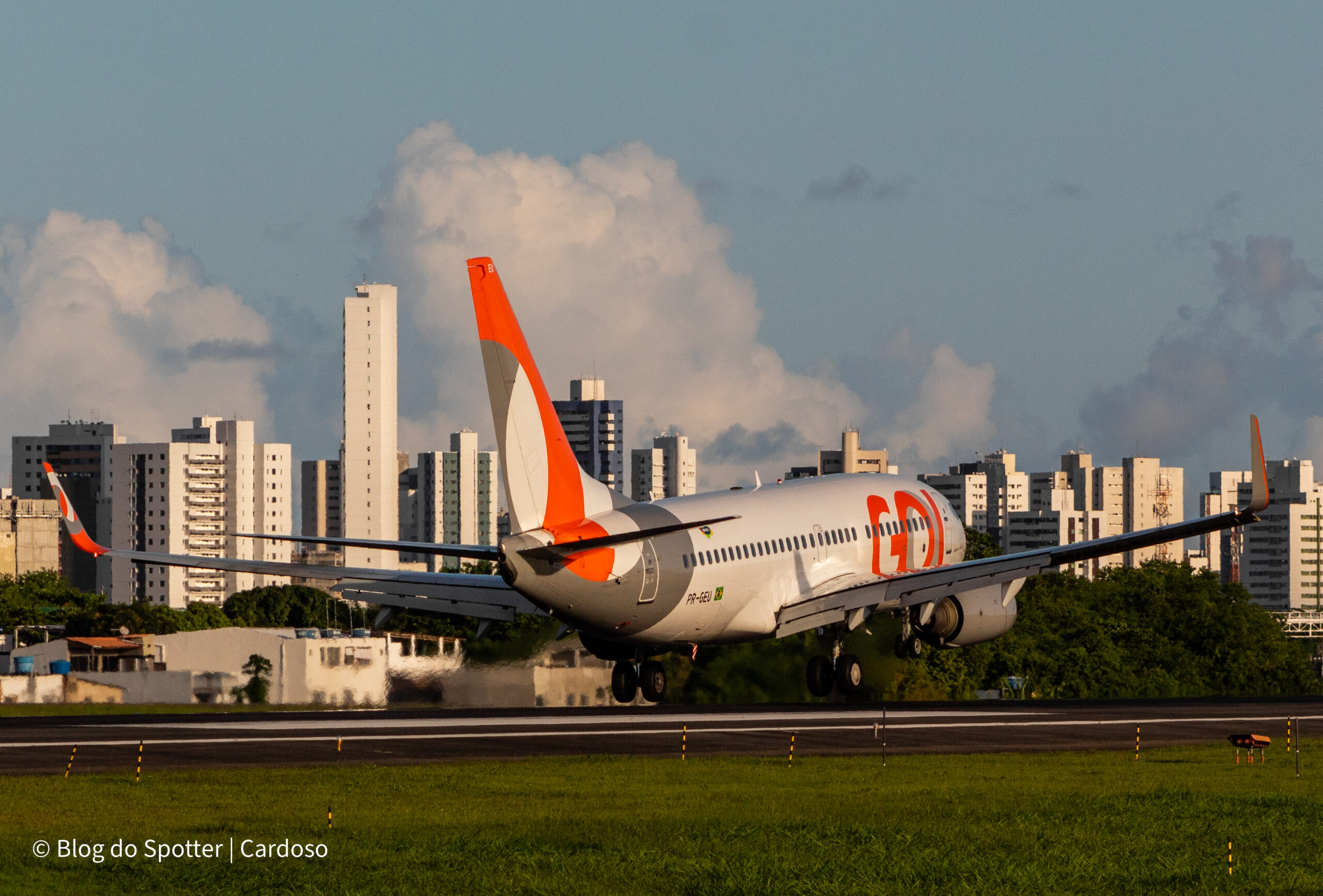 PR-GEU – Boeing 737-752 – GOL Linhas Aéreas - Blog do Spotter