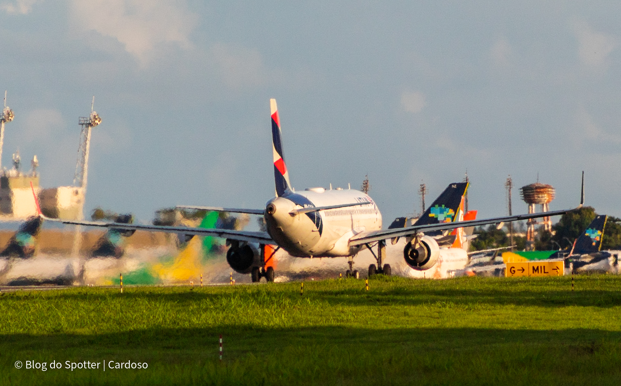 PR-TYA - Airbus A320-214 - LATAM Airlines