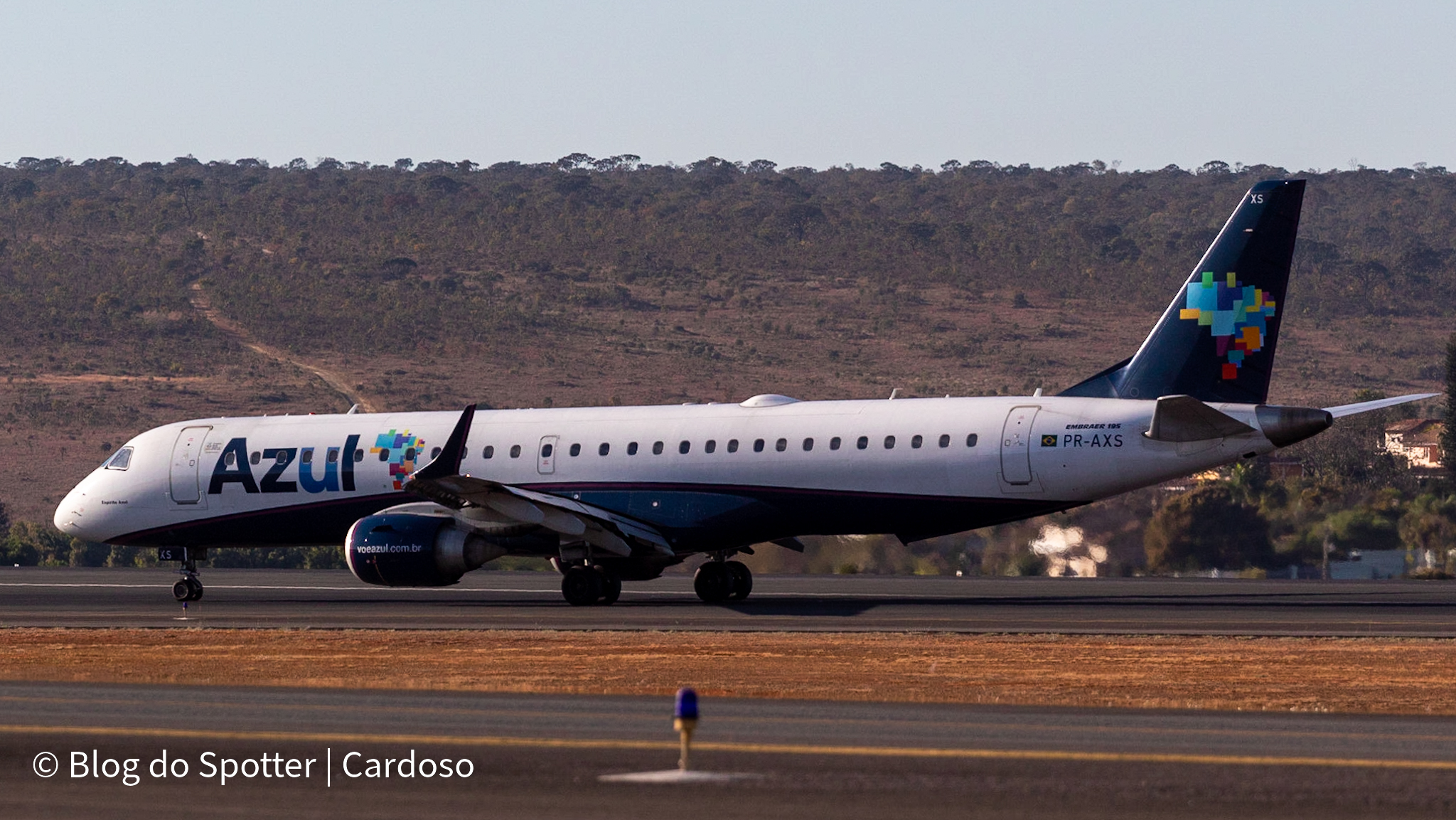 PR-AXS – Embraer 195 – Azul Linhas Aéreas
