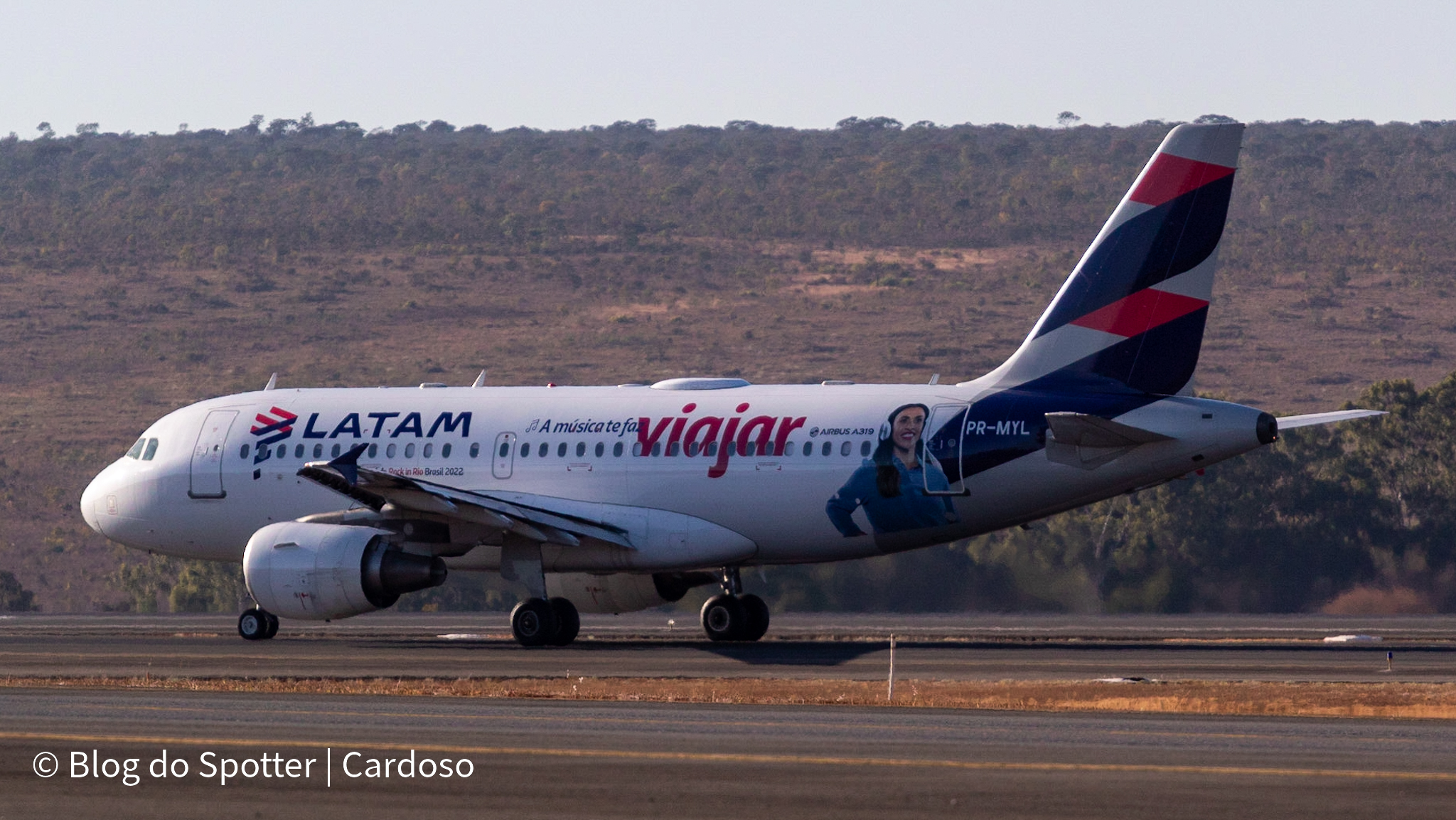 PR-MYL - Airbus A319-112 - Rock in Rio LATAM Airlines