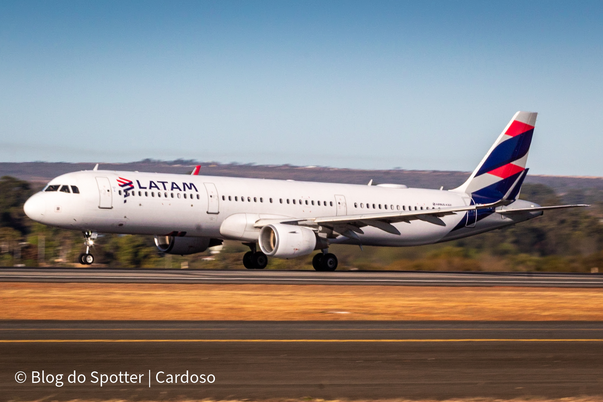 PT-XPI – Airbus A321-211 – LATAM Airlines