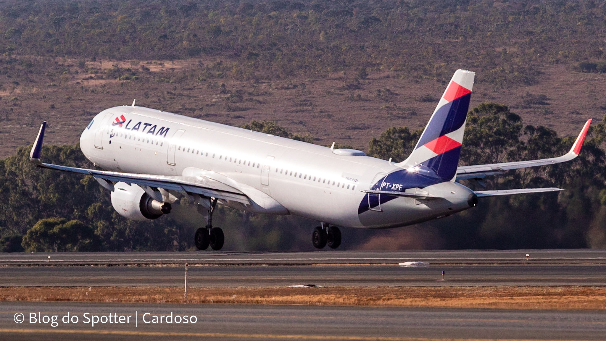 PT-XPF - Airbus A321-211 - LATAM Airlines - Spotter Day 2022 do Aeroporto Internacional de Brasília