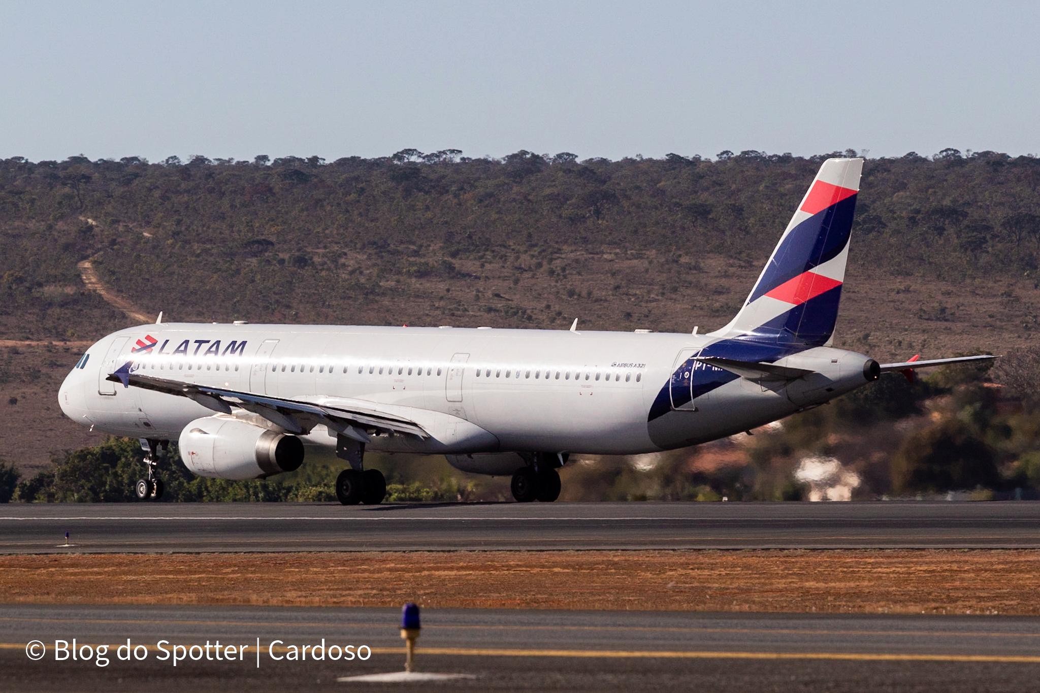 PT-MXE - Airbus A321-231 - LATAM Airlines