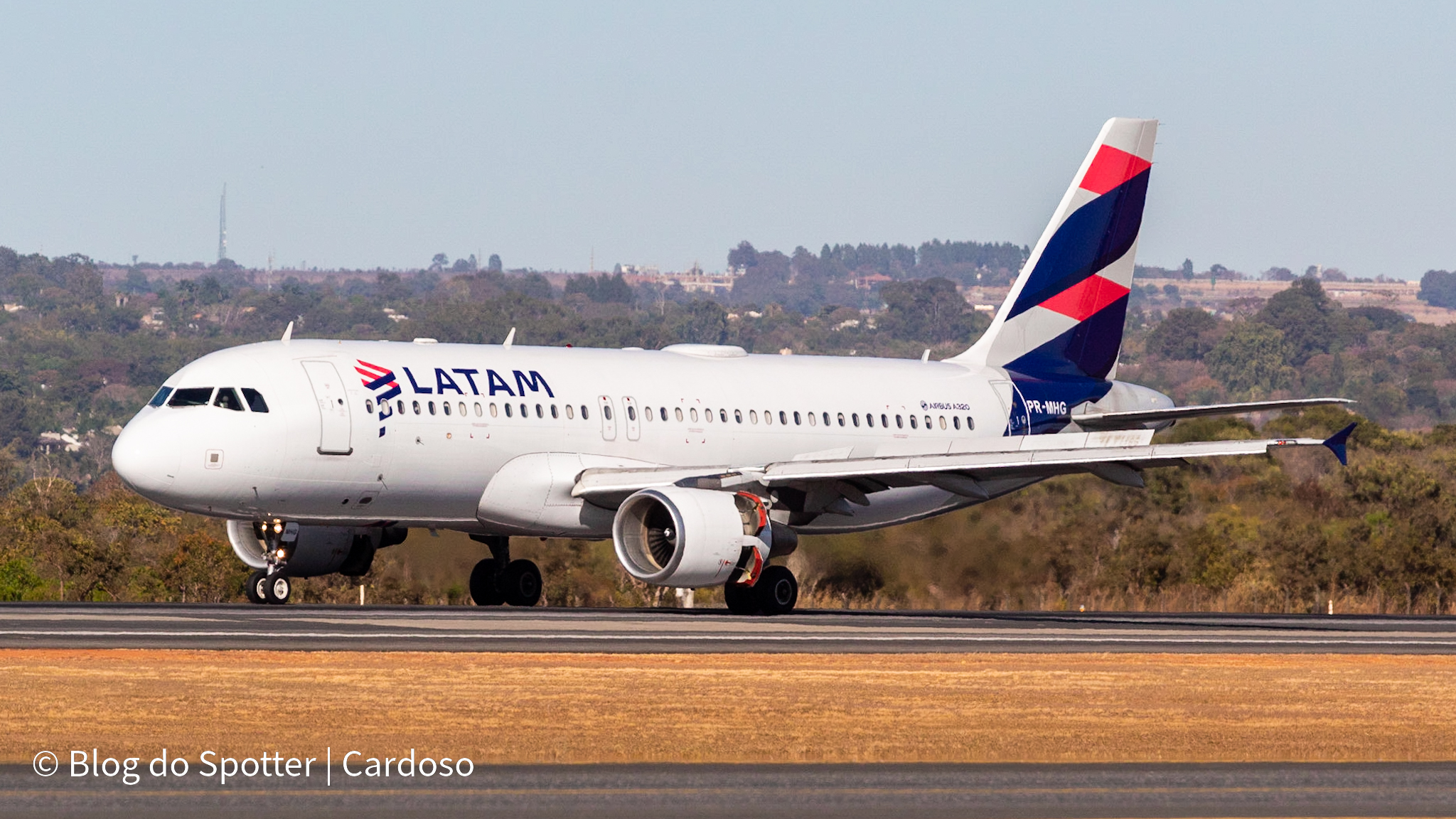 PR-MHG – Airbus A320-214 – LATAM Airlines