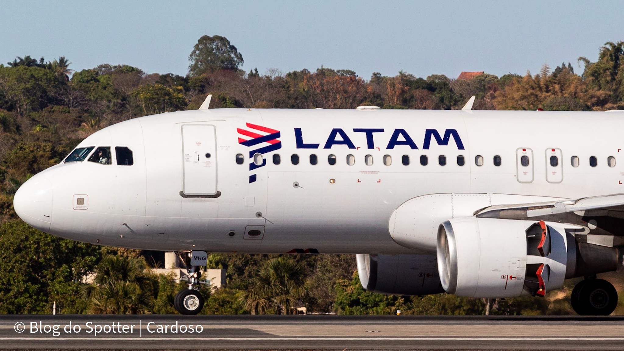 PR-MHG - Airbus A320-214 - LATAM Airlines - Spotter Day 2022 do Aeroporto de Brasília