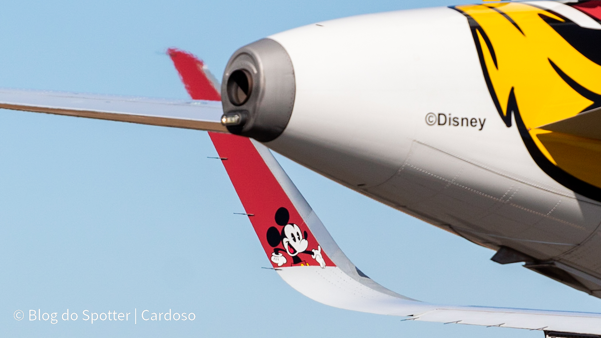 PR-YSH - Mickey Mouse Nas Nuvens - Airbus A320 NEO