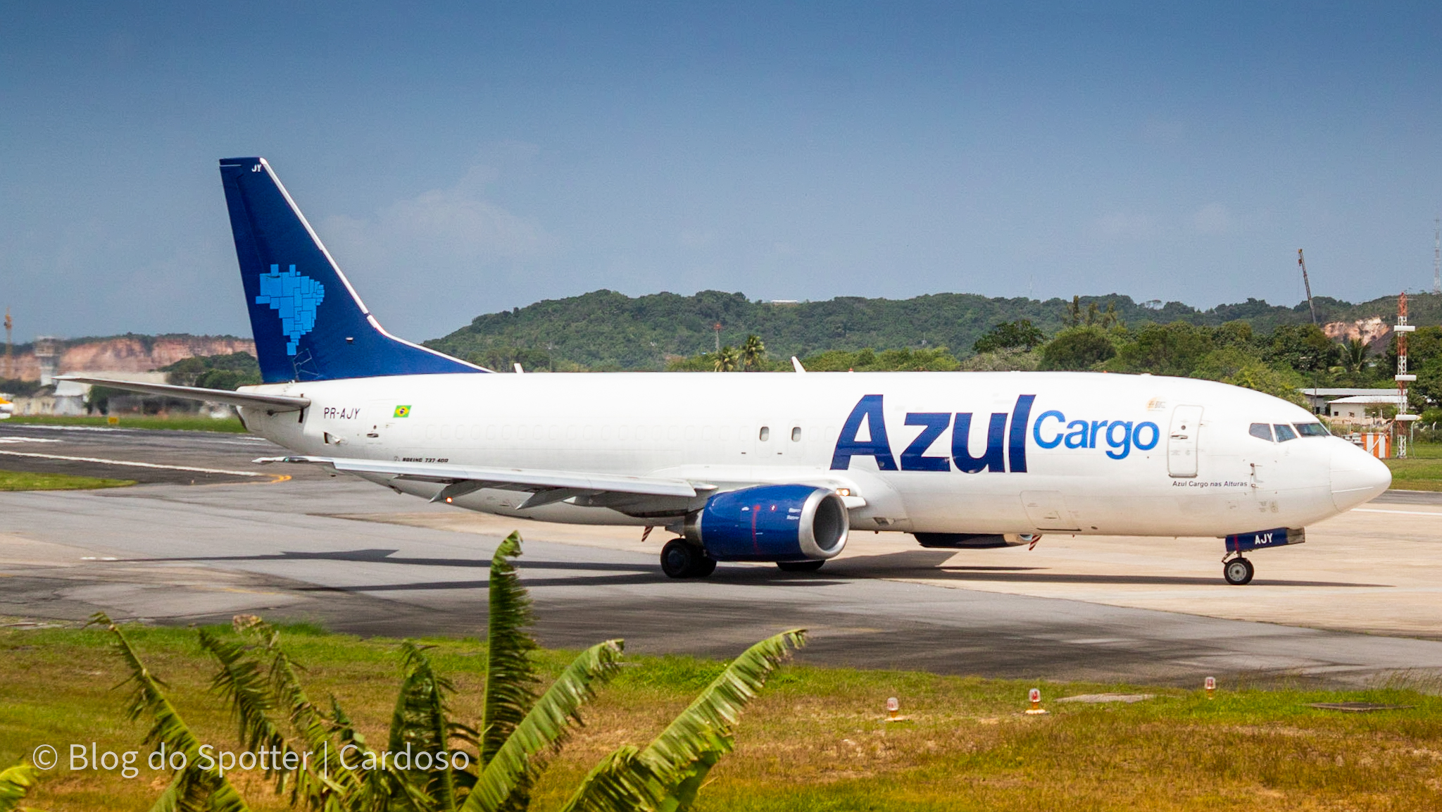 PR-AJY - Boeing 737-48E(SF) - Azul Linhas Aéreas