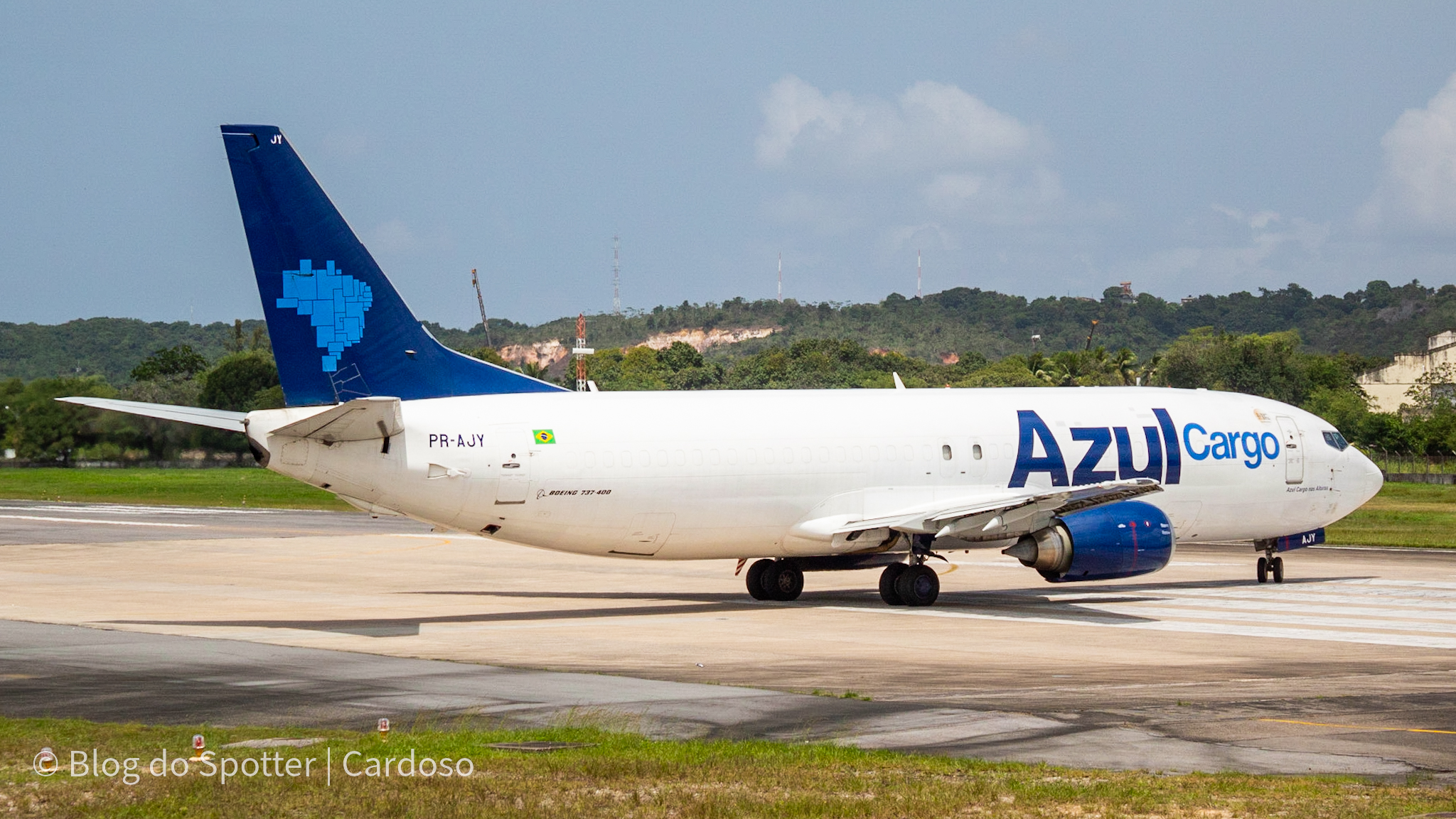 PR-AJY - Boeing 737-48E(SF) - Azul Linhas Aéreas