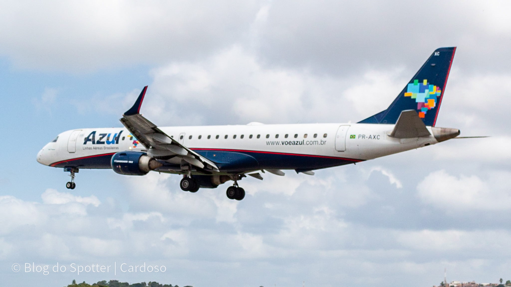 PR-AXC – Embraer 195 – Azul Linhas Aéreas
