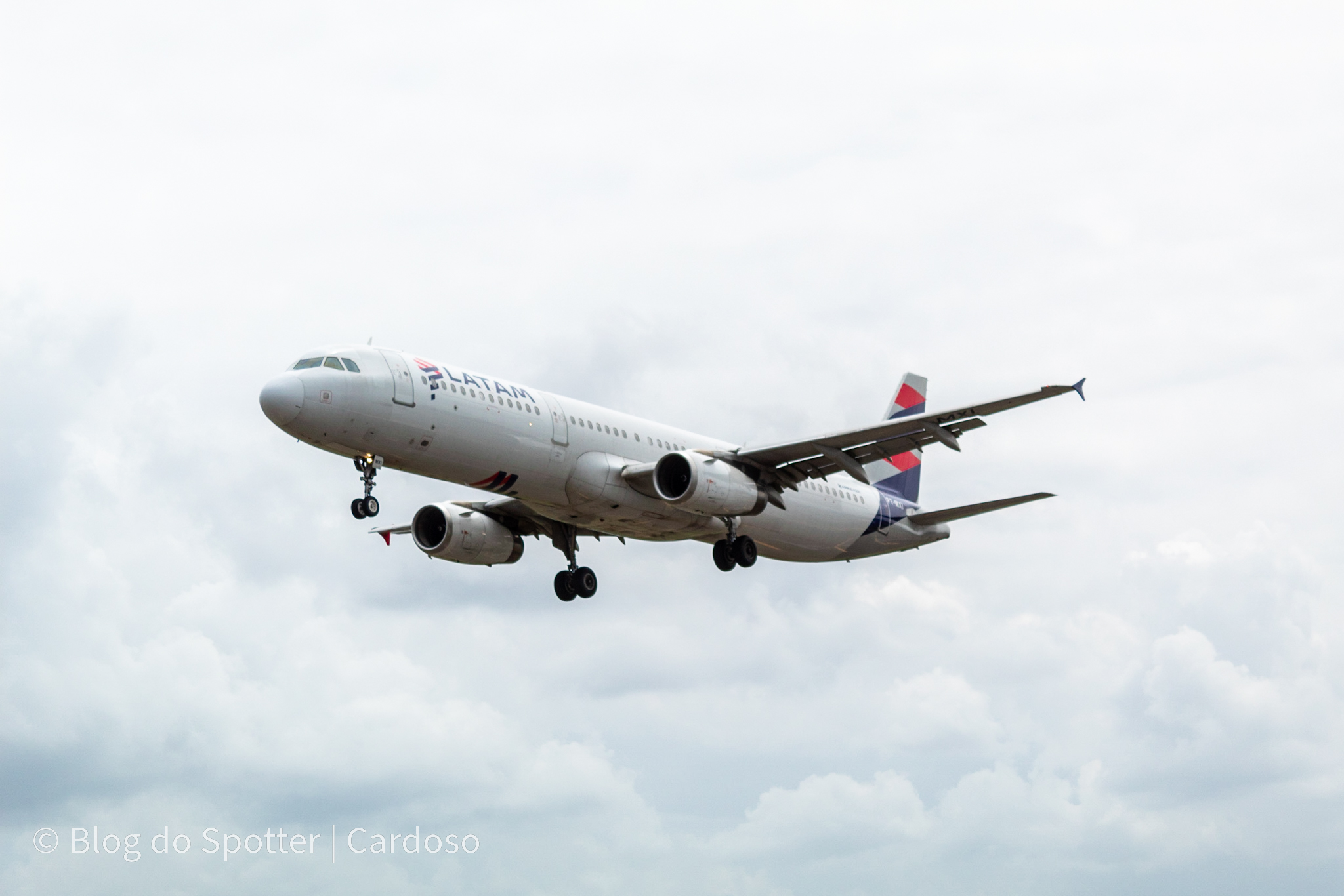 PT-MXI – Airbus A321-231 – LATAM Airlines