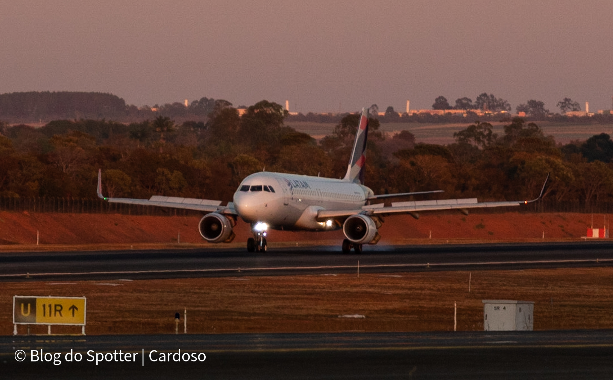 PR-TYM – Airbus A320-214 – LATAM Airlines