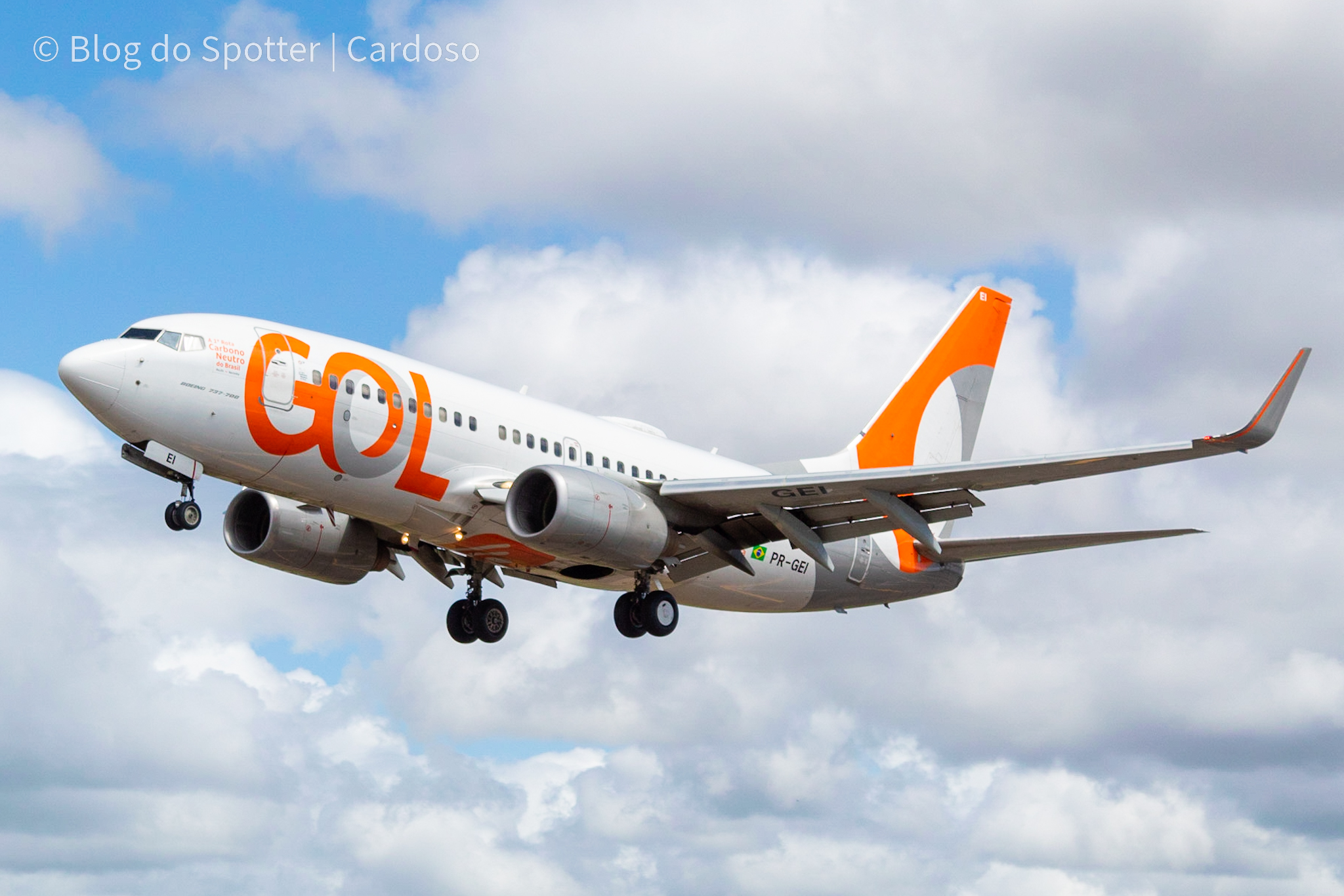 PR-GEI – Boeing 737-76N – GOL Linhas Aéreas